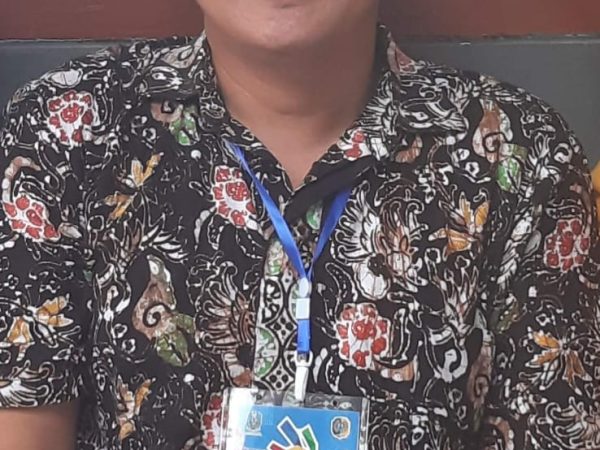Valentino Christianto, M.Farm., Apt.