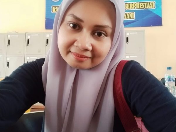 Dewi Tri Handayani, S.Pd